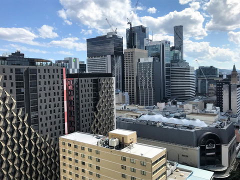 Brisbane City Apartments (Albert St CBD) - Cruises Travel 4