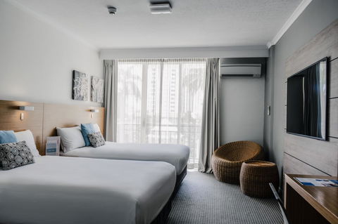 Novotel Cairns Oasis Resort - Tourism Guide 3
