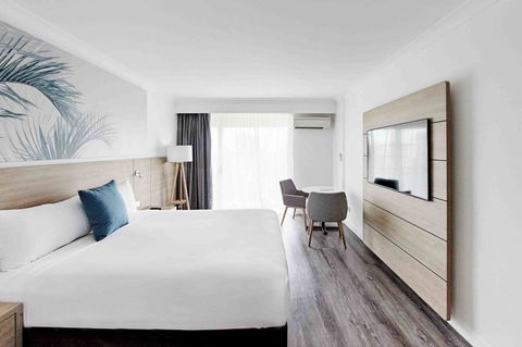 Novotel Cairns Oasis Resort - Tourism Guide 6