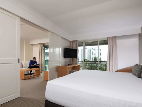 Novotel Cairns Oasis Resort - Tourism Guide 41