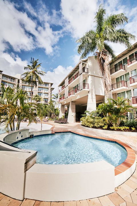 Novotel Cairns Oasis Resort - Tourism Guide 20