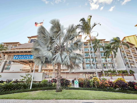 Novotel Cairns Oasis Resort - Tourism Guide 43