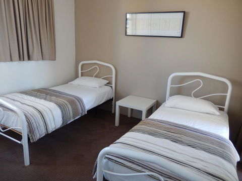 Golden Gate Resort - Travel Search 23