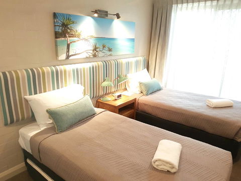 Noosa Village River Resort - Cruises Travel 10