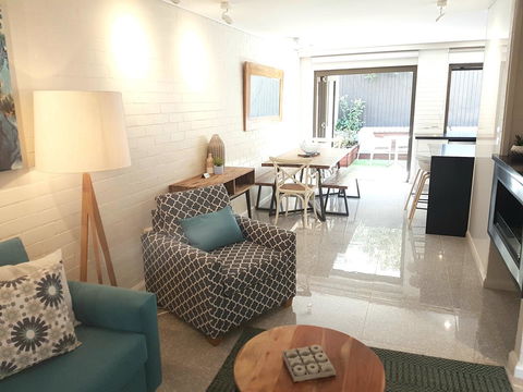 Noosa Village River Resort - Cruises Travel 19