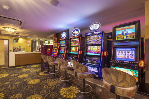 Nightcap At Atherton Hotel - Travel Search 23