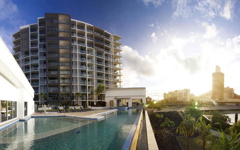 Oaks Townsville Gateway Suites - Cruises Travel 0