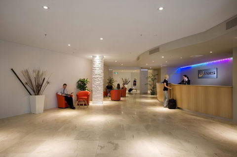 Oaks Townsville Gateway Suites - Cruises Travel 13