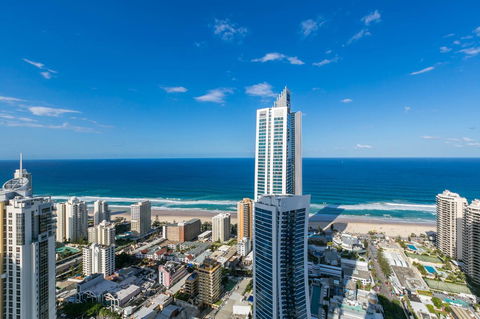 Circle On Cavill - Gclr - Travel Search 10