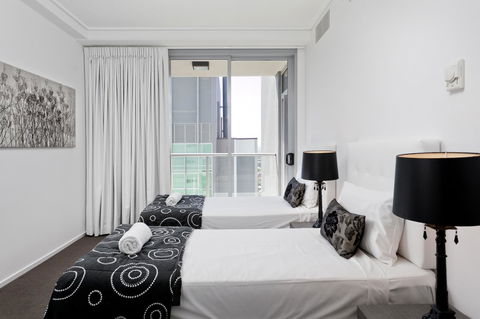 Mantra On The Quay - Travel Agents 17