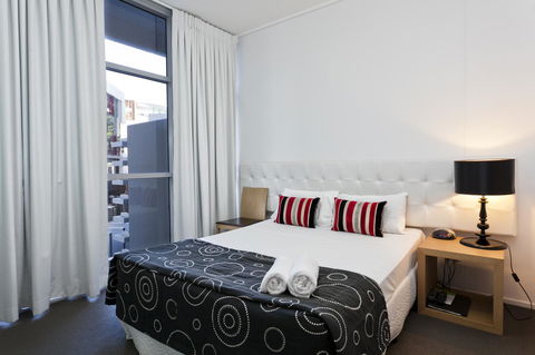 Mantra On The Quay - Travel Agents 35