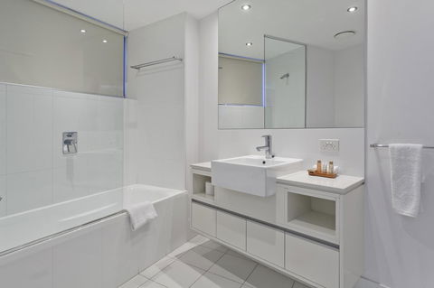 Mantra On The Quay - Travel Agents 7