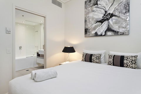 Mantra On The Quay - Travel Agents 27