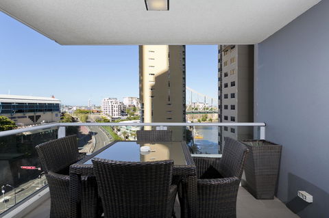 Mantra On The Quay - Travel Agents 11