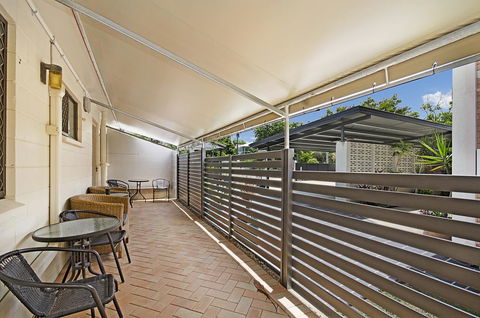 Townsville Holiday Apartments - Travel Agents 11