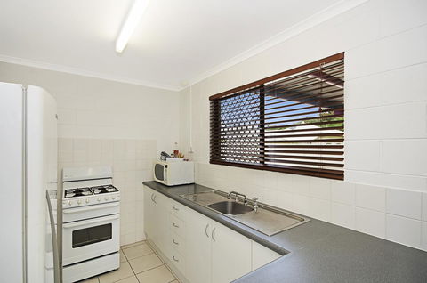 Townsville Holiday Apartments - Travel Agents 17