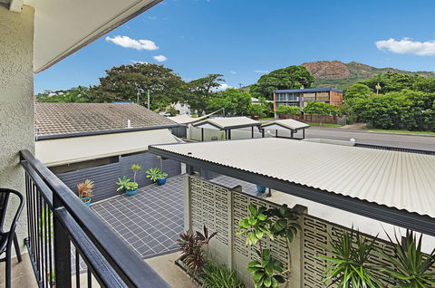 Townsville Holiday Apartments - Travel Agents 12