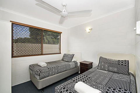 Townsville Holiday Apartments - Travel Agents 19