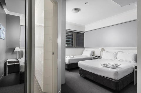 George Williams Hotel - Cruises Travel 33