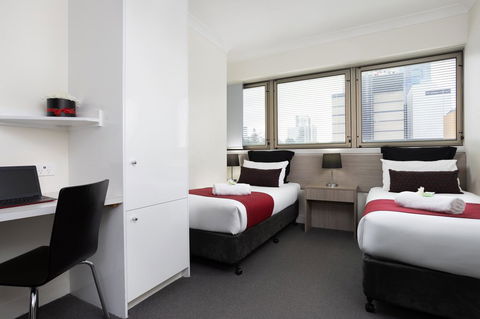 George Williams Hotel - Cruises Travel 8
