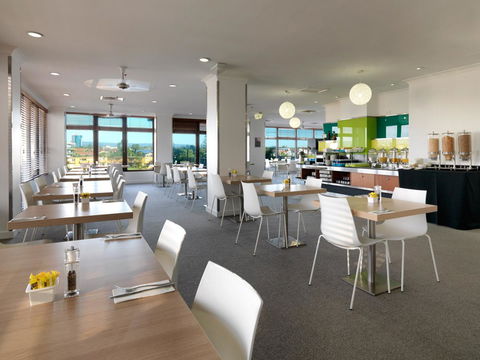 Vibe Hotel Gold Coast - Travel Search 34