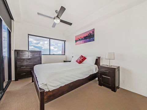 Tribeca Apartments - Cruises Travel 35