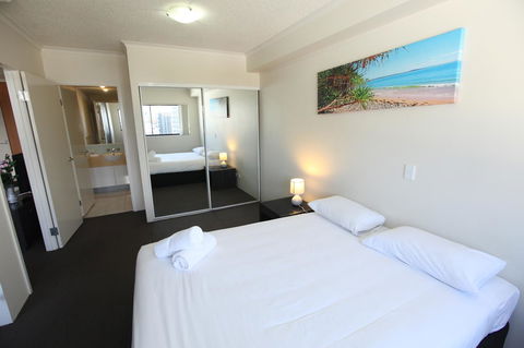 Tribeca Apartments - Cruises Travel 9