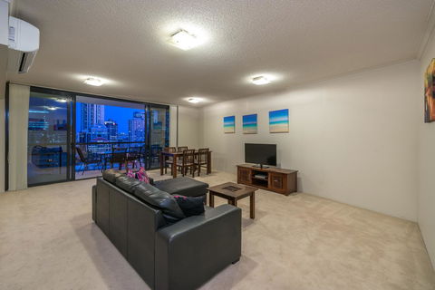 Tribeca Apartments - Cruises Travel 26