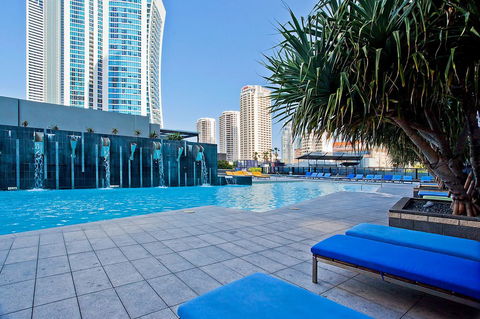 Circle On Cavill, Apartments And Sub Penthouses - We Accommodate - Travel Search 0
