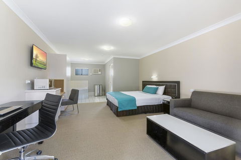 Comfort Inn North Brisbane - Cruises Travel 7