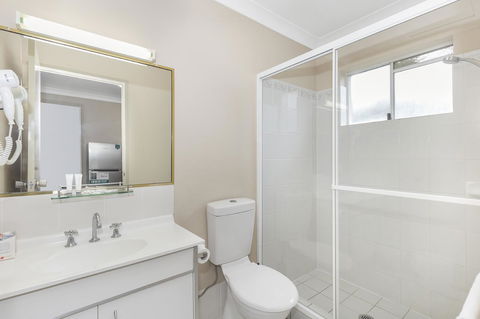 Comfort Inn North Brisbane - Cruises Travel 6