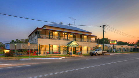 The Park Motel - Travel Search 8