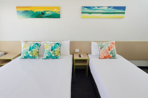 Palm Beach Hotel - Travel Search 1