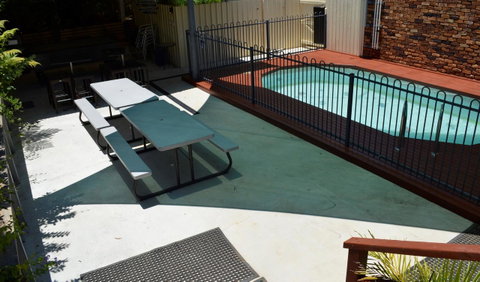 Kallangur Motel - Tourism Guide 29