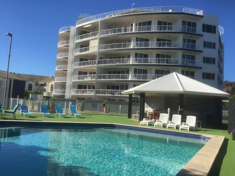 Fairways Golf & Beach Retreat Bribie Island - Tourism Guide 0