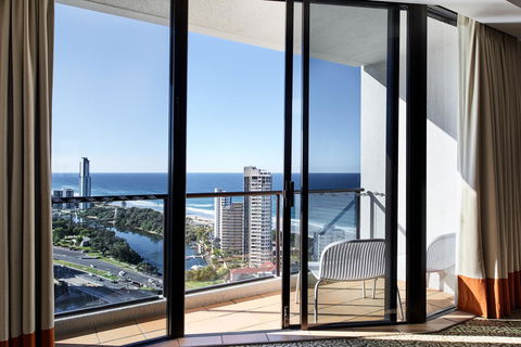 JW Marriott Gold Coast Resort & Spa - Tourism Guide 27