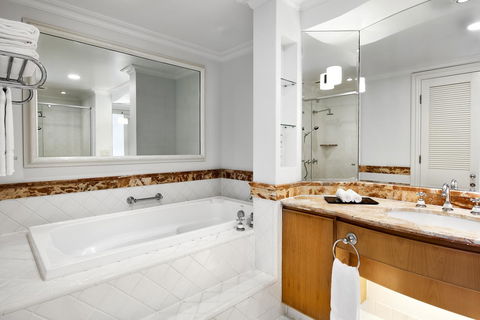 JW Marriott Gold Coast Resort & Spa - Tourism Guide 22