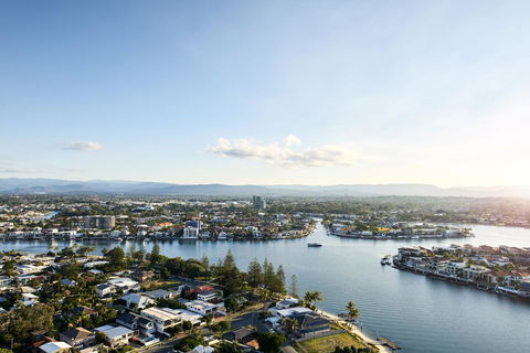 JW Marriott Gold Coast Resort & Spa - Tourism Guide 12