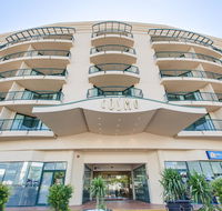 Central Cosmo Apartment Hotel - Cruises Travel