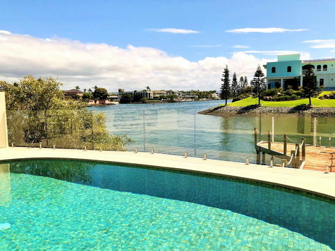 Riverfront Dream - Travel Search 33