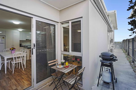 Sandbox Apartments - Travel Agents 21