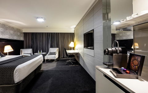 Pullman Brisbane King George Square - Cruises Travel 6