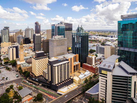 Pullman Brisbane King George Square - Cruises Travel 0