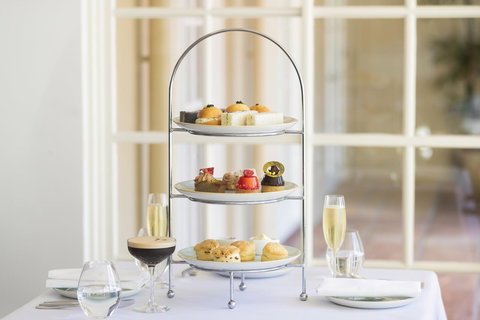 InterContinental Sanctuary Cove Resort, An IHG Hotel - Tourism Guide 20