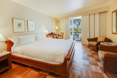 InterContinental Sanctuary Cove Resort, An IHG Hotel - Tourism Guide 31