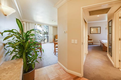 InterContinental Sanctuary Cove Resort, An IHG Hotel - Tourism Guide 21