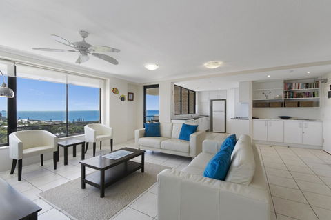 Burgess @ Kings Beach Apartments - Cruises Travel 0