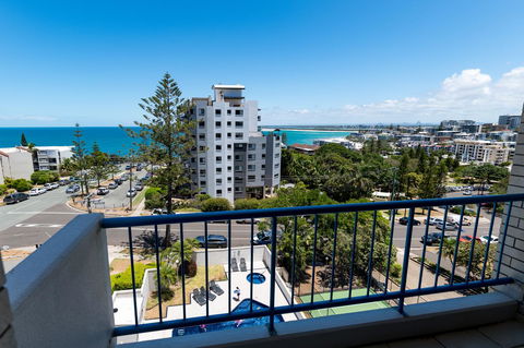 Burgess @ Kings Beach Apartments - Cruises Travel 24