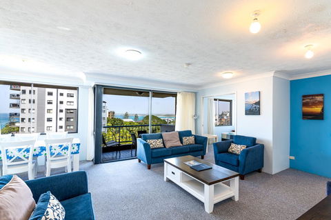 Burgess @ Kings Beach Apartments - Cruises Travel 34