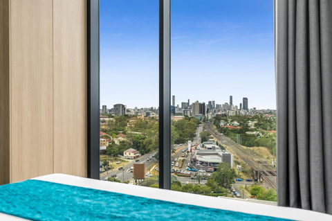 Essence Suites Taringa - Cruises Travel 17